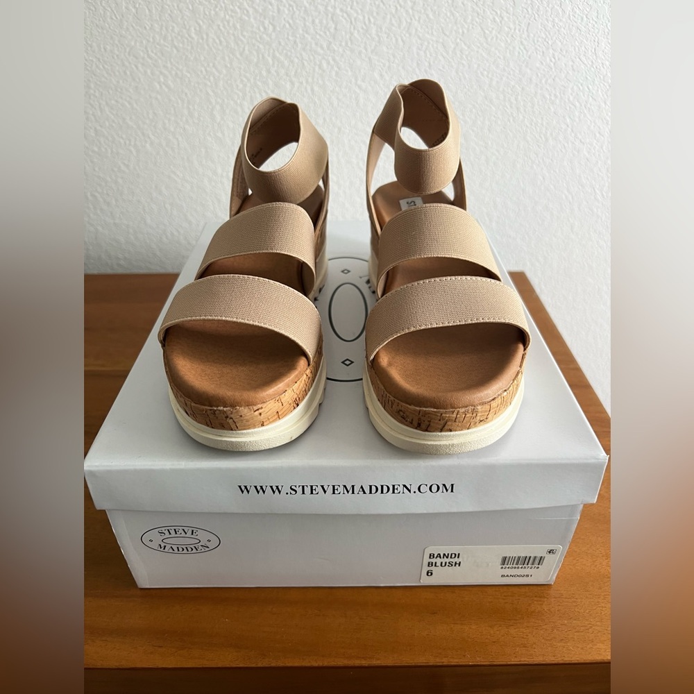 Steve Madden Women's Beige Wedge Sandals